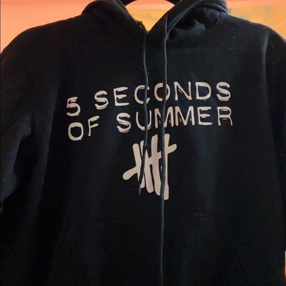 Black Five Seconds of Summer Hoodie